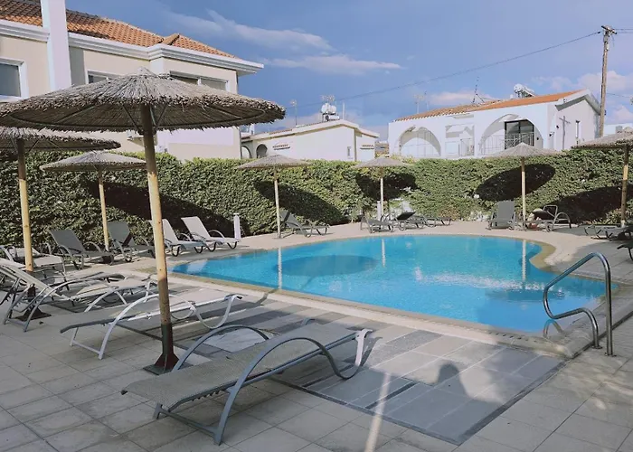 White Petals * Larnaca